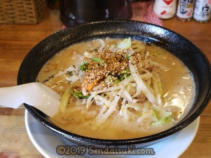 仙台ラーメン みそ家 インパクト大の新風みそ 自家製極太 味噌ラーメン